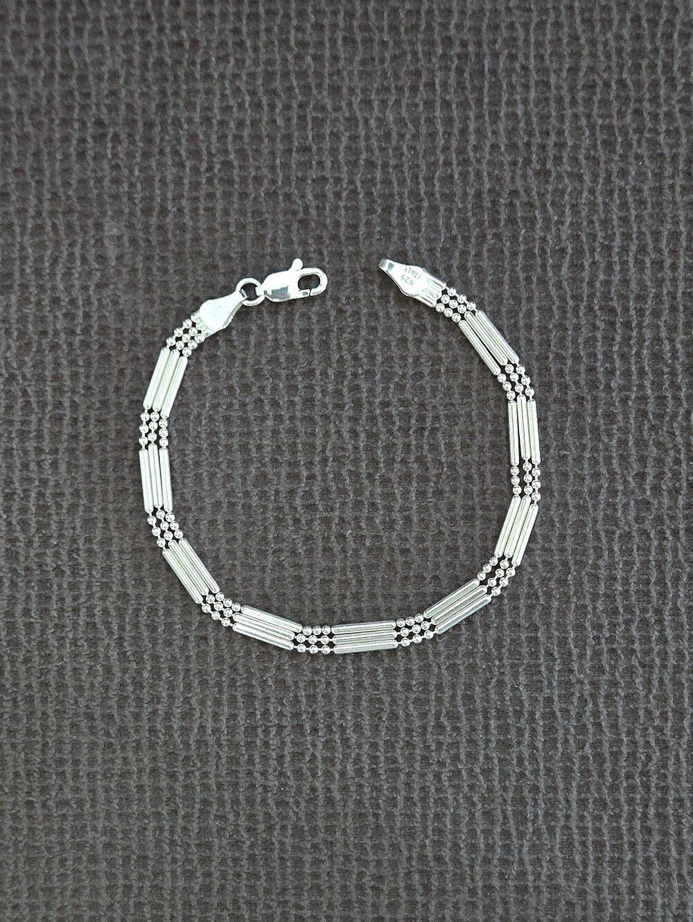 Silver🤍 Bar-Bead Triple3️⃣ Strand Bracelet - NWOT - Picture 11 of 15